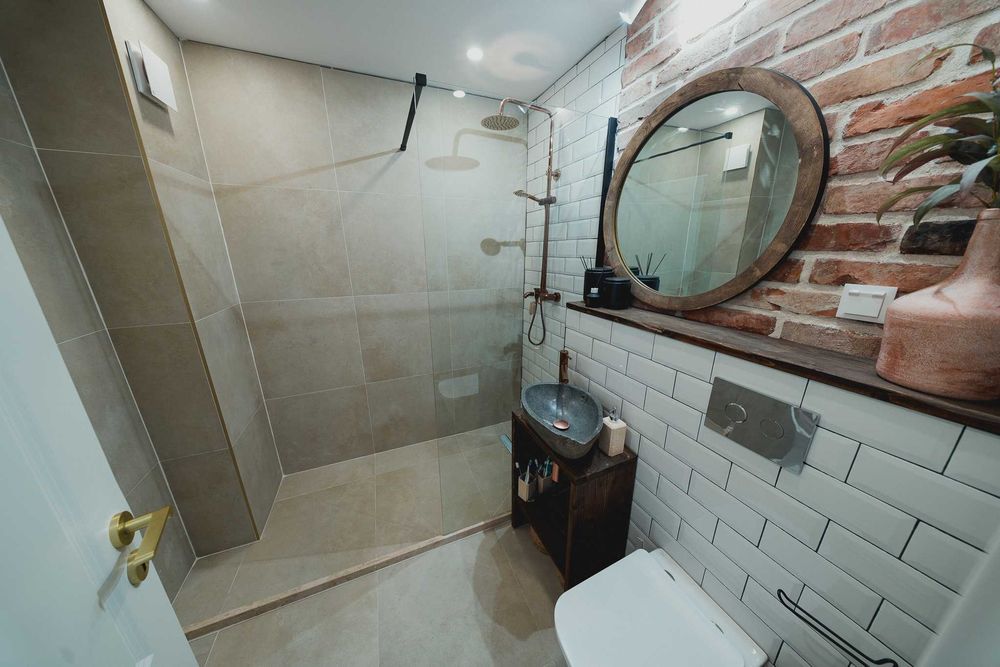 Proprietar, vand apartament 3 camere, 65 mp utili + 5mp balcon, complet renovat si mobilat – Manastur, Calea Floresti.