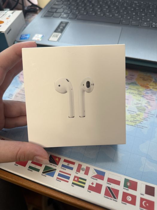 Apple AirPods 2, White