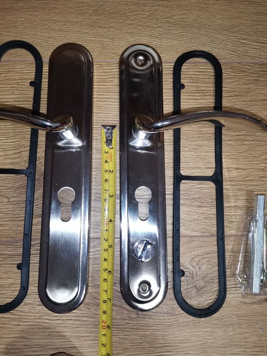 Șilduri /mâner ușa