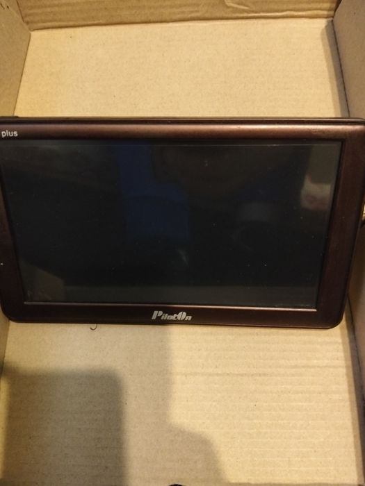 De vinzare tabletă cu tastatură