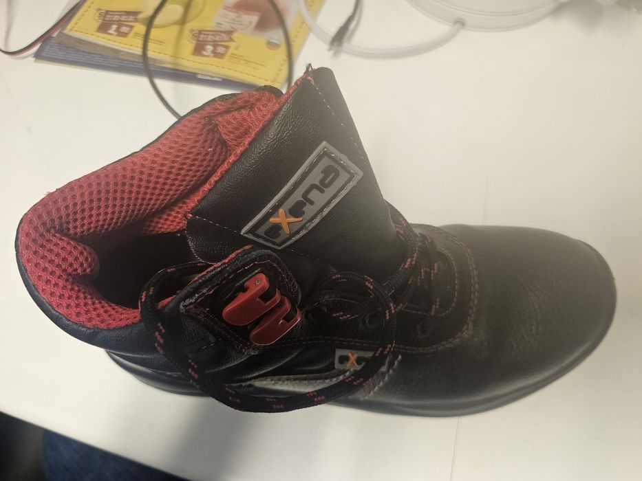 Работни обувки номер 39