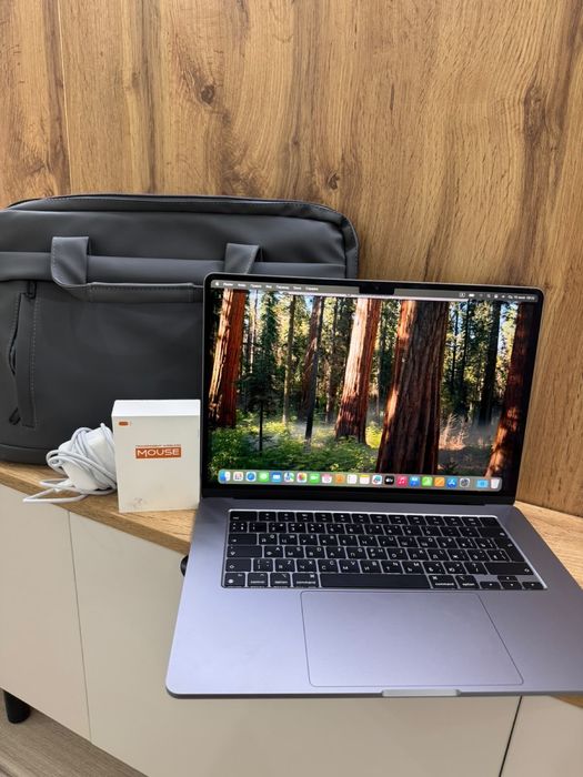 MacBook Air 15”