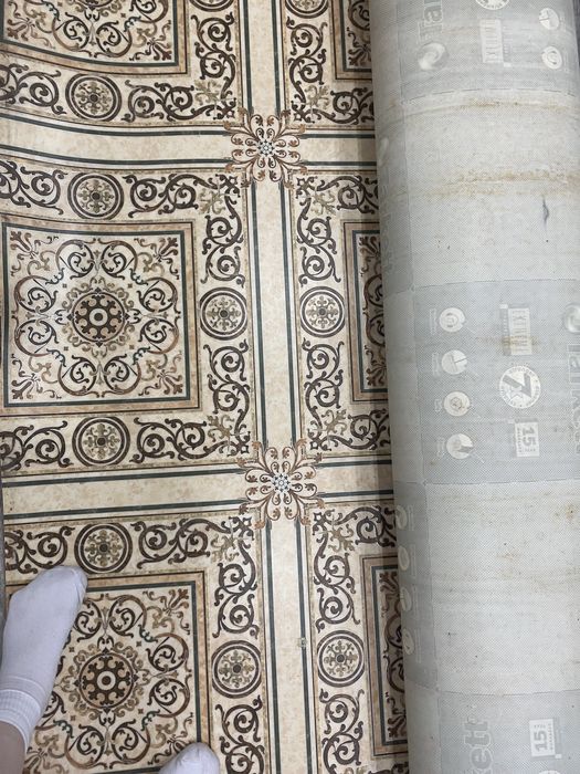 Линолеум бу размером 2,5х5,6 м