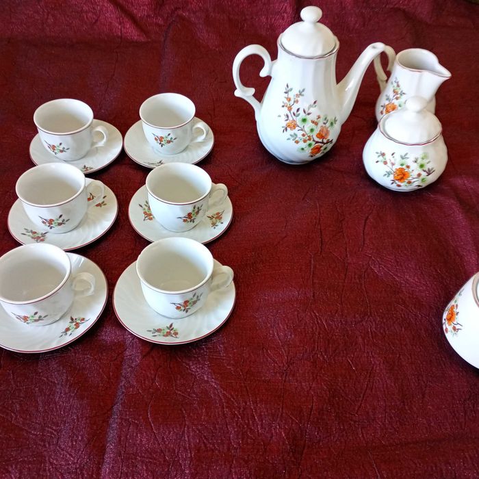 Разпродажба на порцелан