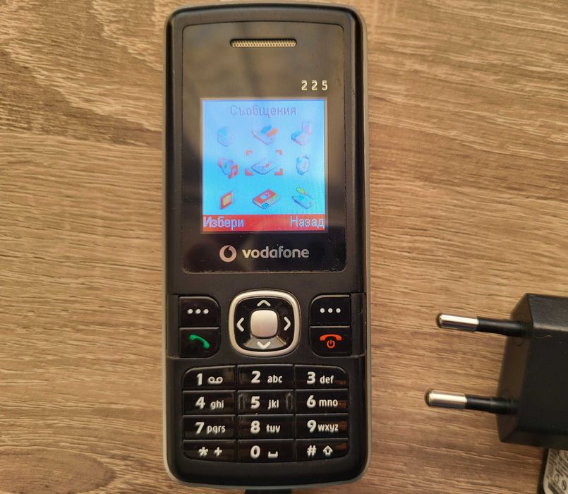 Телефон Vodafone 225