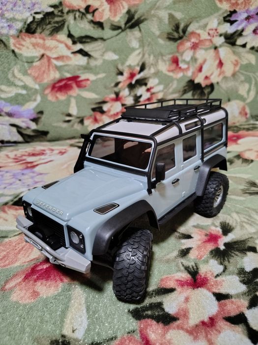 Vând Trx4m Defender