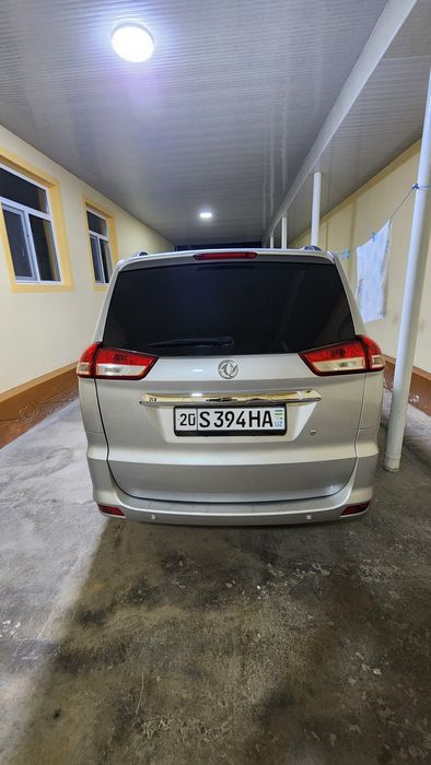 Donfeng  7 кишили мошина