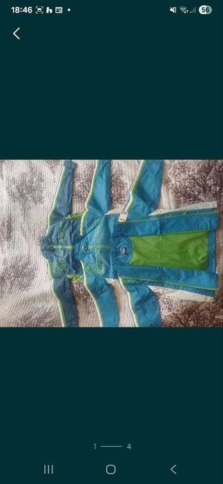 Продаю куртку детскую