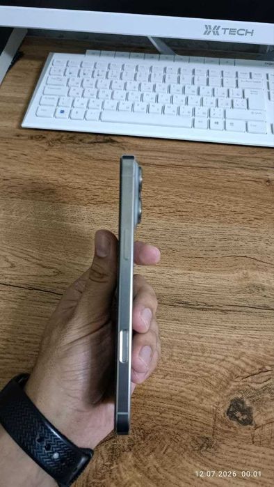 iPhone 16 Pro Max 256gb 97% sikl 222 Karobka bor