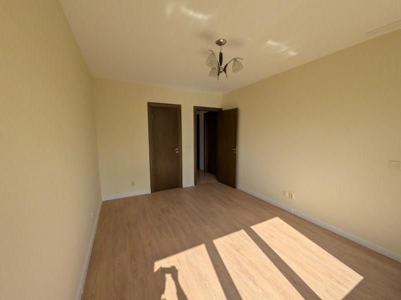 Дава се под наем Тристаен апартамент в София, Красно село - 104 кв.м за 950 € - Снимка #8