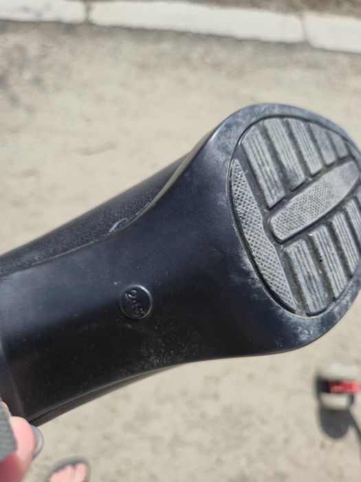 Туфли женские на каблуке