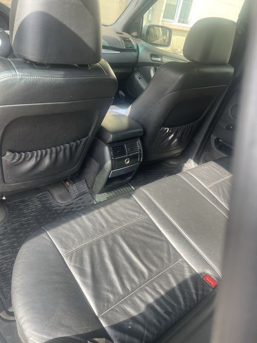 De vanzare BMW X5,Vând sau schimb cu tractor 4x4