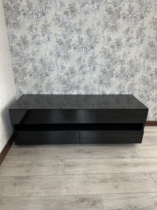 Продам подставку под тв