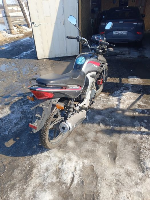 Продам мотоцикл lifan
