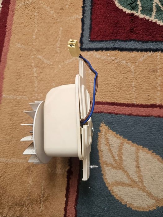 Запчасти на холодильник