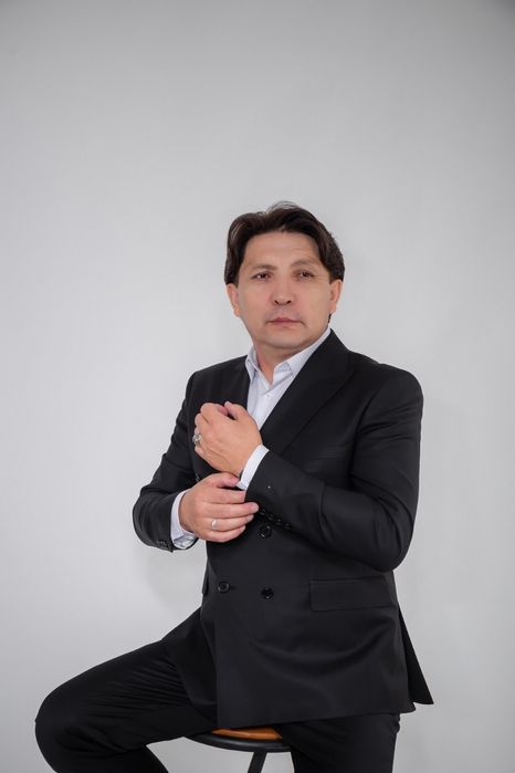 Тамада, Асаба Ермек.