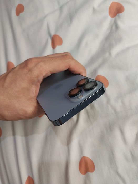 Iphone 13 pro 256 g  77 %