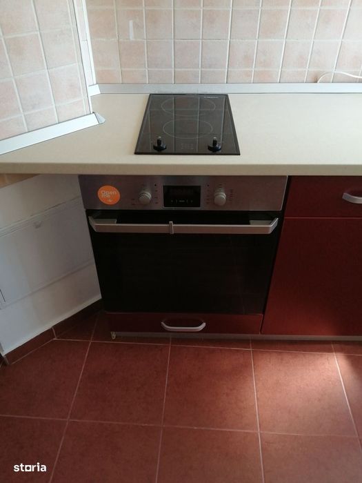 Vand apartament 2 camere central, Bacau