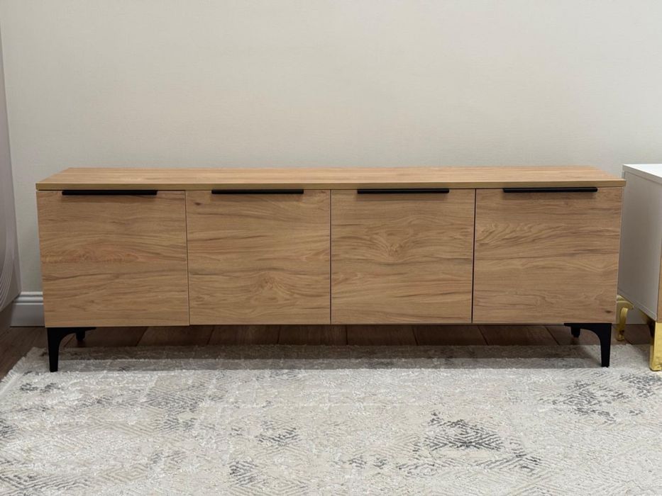 Новый тумба под телевизор 140 см