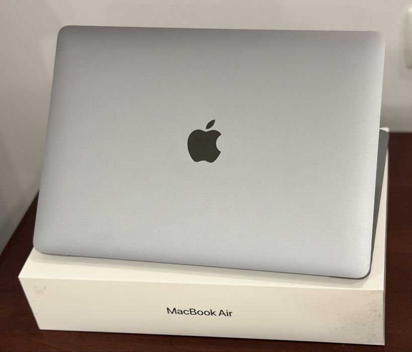 Macbook Air M1 13” 256Gb + Magic Mouse - Black