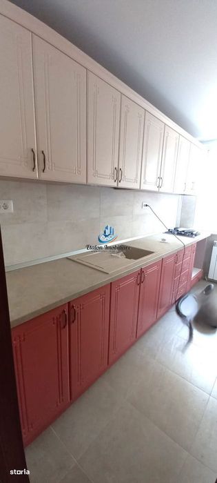 Apartament 2 camere, etaj 2, centru Piatra Neamt — fotografia 3