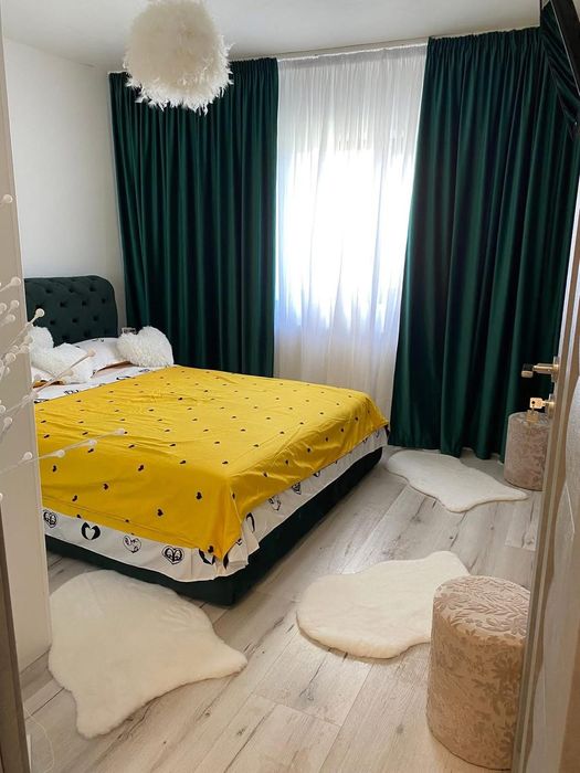 Vand apartament 2 camere decomandat