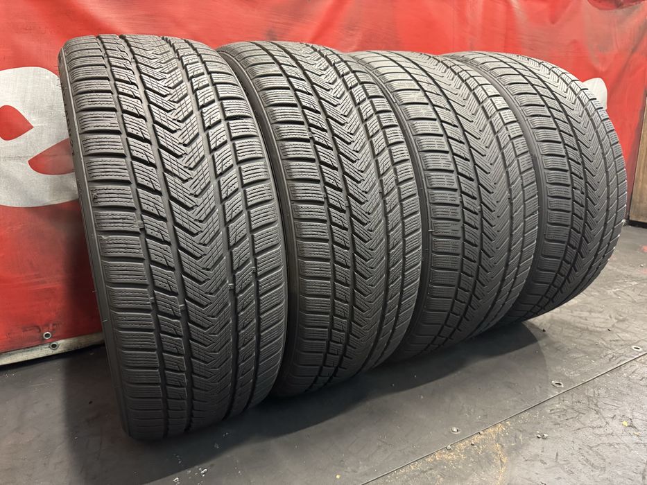 245 40 21 / 275 35 21, Зимни гуми, Спорт пакет, GripMax SureGripPro, 4 броя
