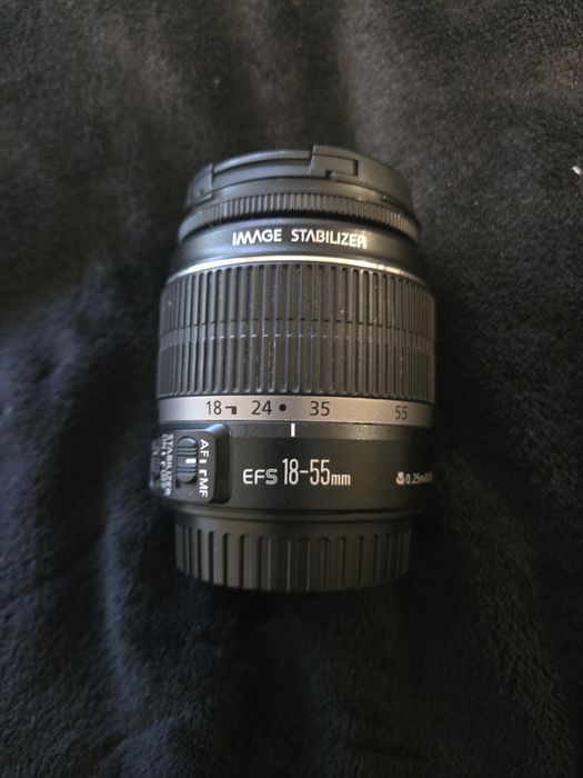 Обектив Canon EF-S 18-55mm IS - Отлично състояние