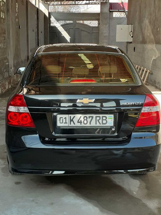 Нексия 3 сотилади