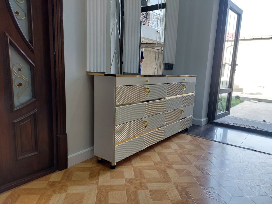 Хар хилл турдаги мебель ва мехон хона учун мебелар таерлабва етк