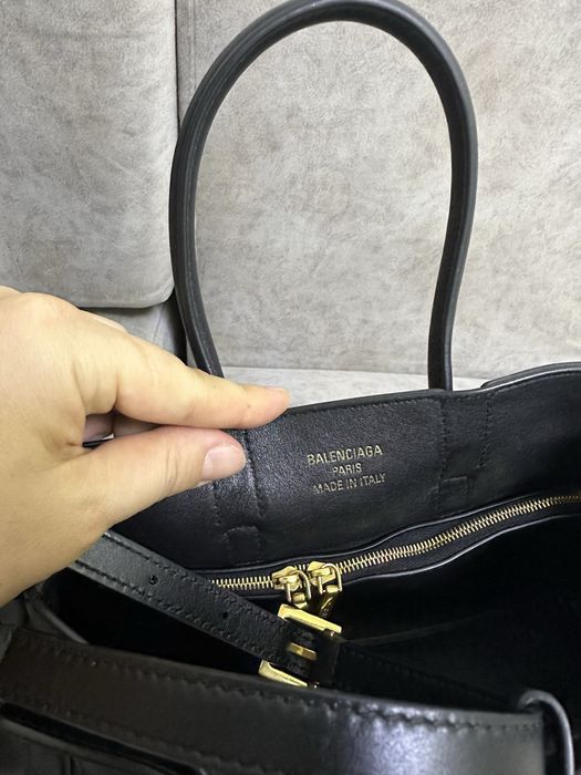 Продам сумку баленсиага