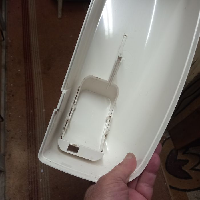 Продавам WC казанче и Още