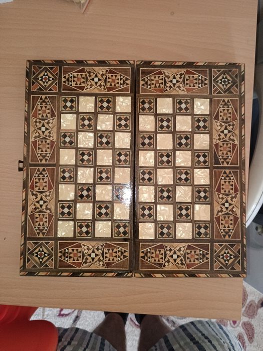 Табла със Шах и карти за игра БУЛГАРТАБАК