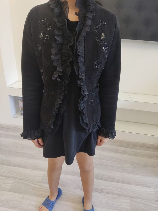 Продаю пальто демисезонная