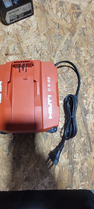 Incarcator hilti nuron c6 ca nou