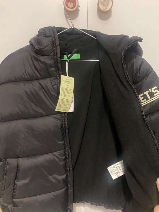 Детско яке benetton 7-8 години ново