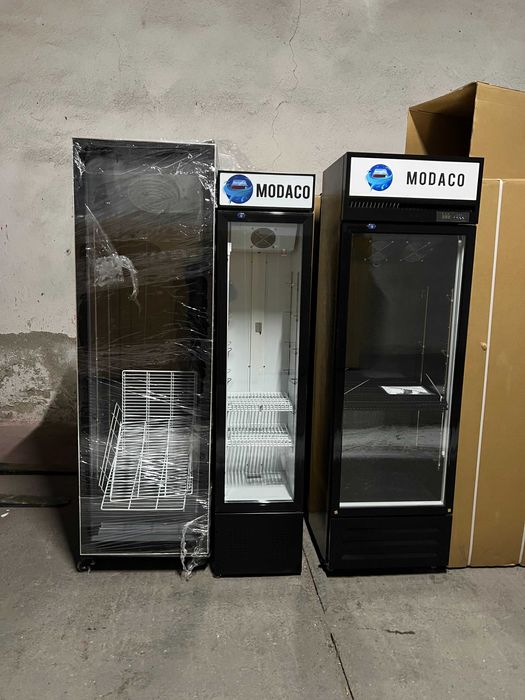 Vitrină verticală 200x60x50 cm LED ventilată