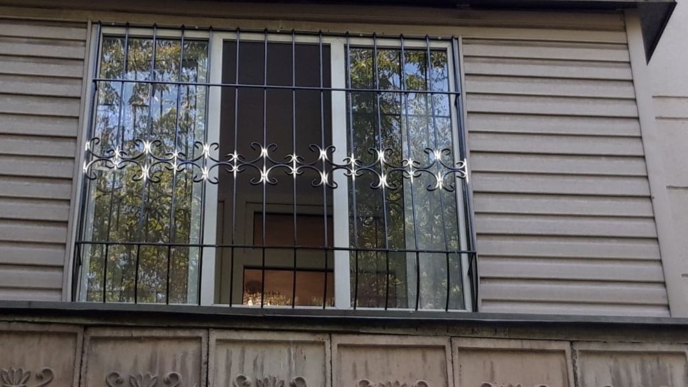 Решетки на окна двери заборы