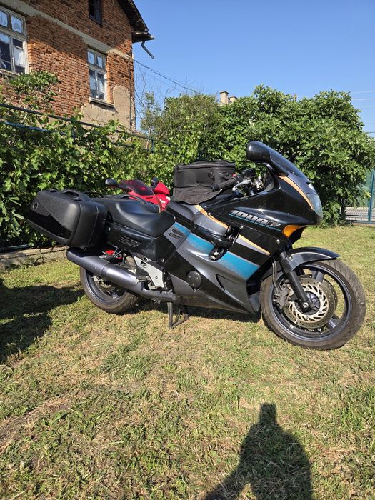 Honda  1000 F  черен