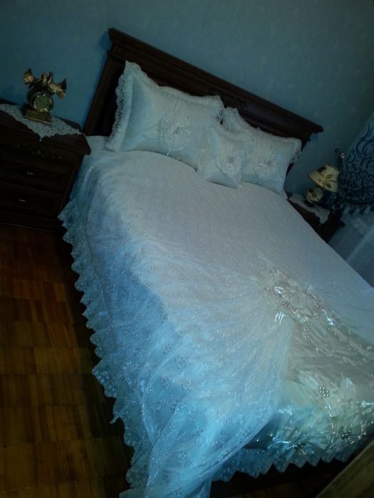 Mebel sotiladi. Holati zor.