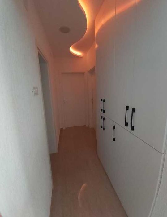 Дава се под наем Тристаен апартамент в Бургас, Меден рудник - зона Г - 85 кв.м за 290.7 € - Снимка #1