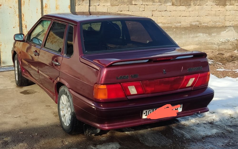 Лада 2115 сотилади.