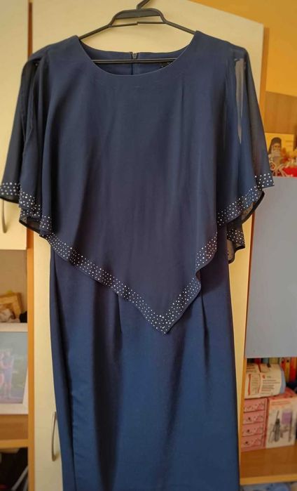 Тъмносиня дамска рокля