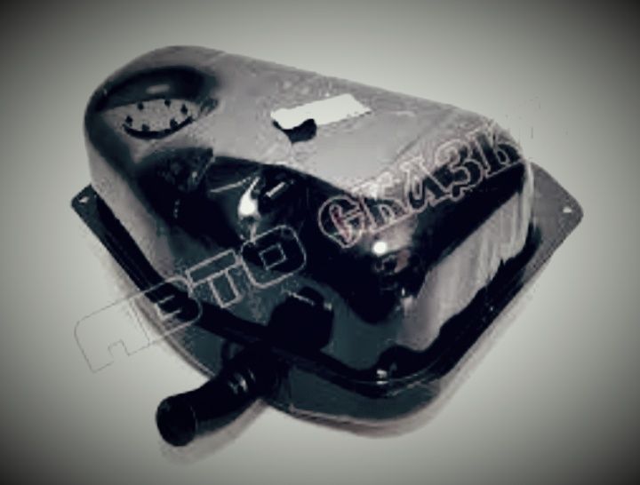 Продам Бензобак.