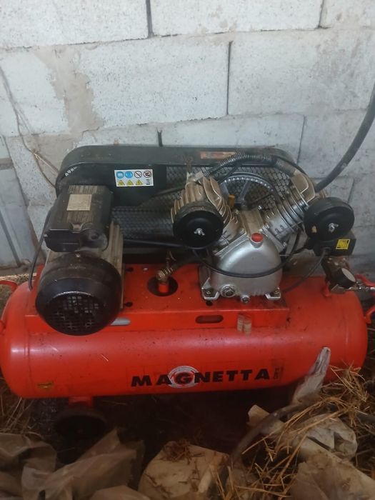 Компрессор 80 л