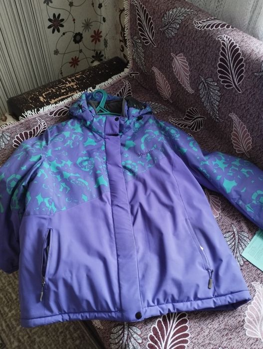 продам куртки в отличном состоянии