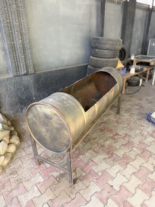 Продам Мусорны бак большой