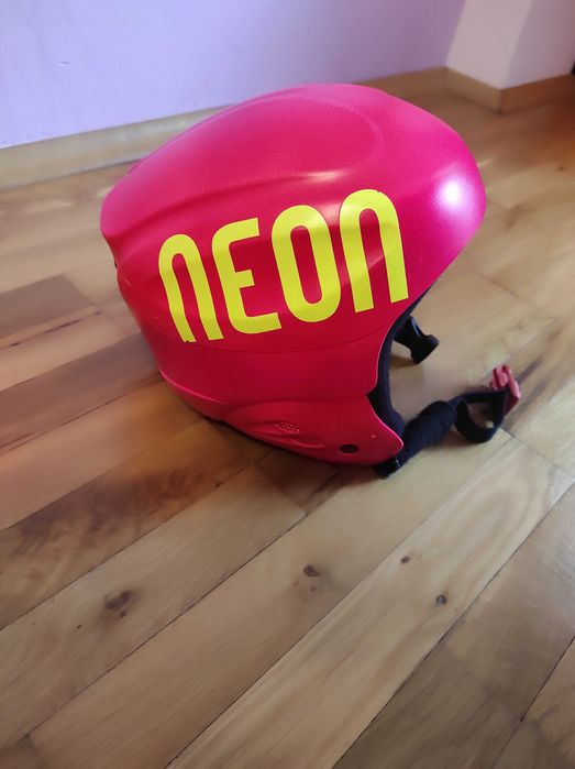Каска за ски Neon XSS
