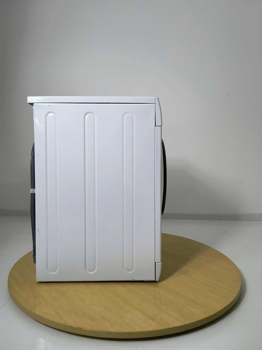 ~ Nou ~ Mașină de spălat Rufe 8Kg  Bauknecht Germania  B171