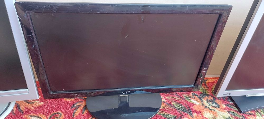 Продам мониторы для компьютера